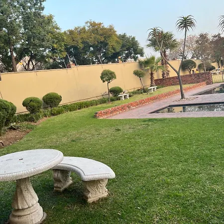 Relaxing Getaway In Waterfall - Close To Mall Of Africa Midrand Buitenkant foto
